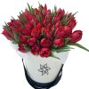 Фото товара 51 бело-пурпурный тюльпан (с лентой) в Белгород-Днестровском