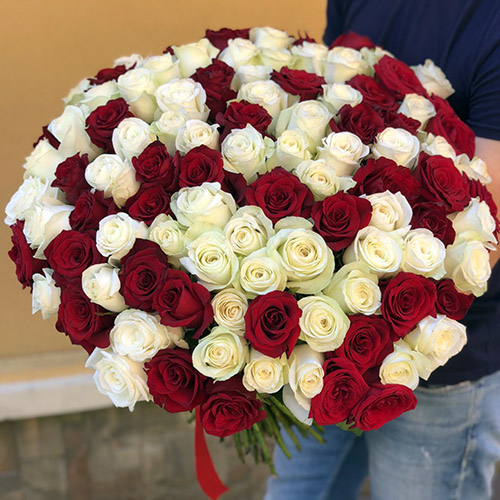 цветы и подарки к новому году в категории 101 Роза | «Букетик Белгород»
